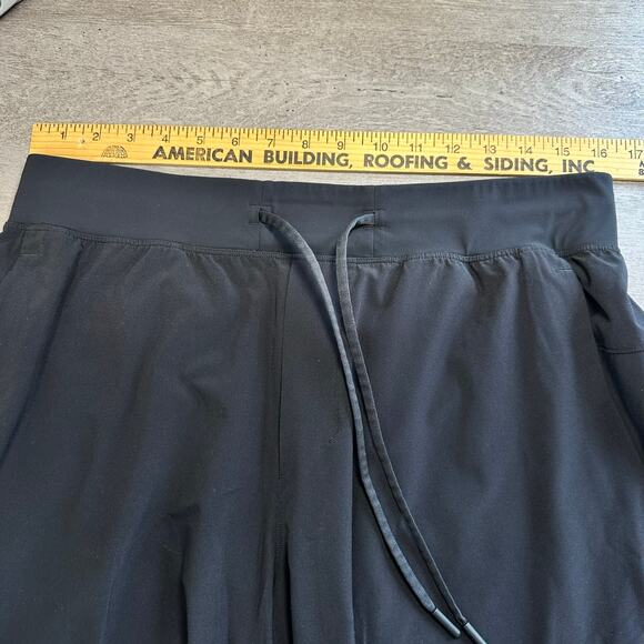 lululemon athletica Jet Black Men's Athletic Shorts - Picture 5 of 8